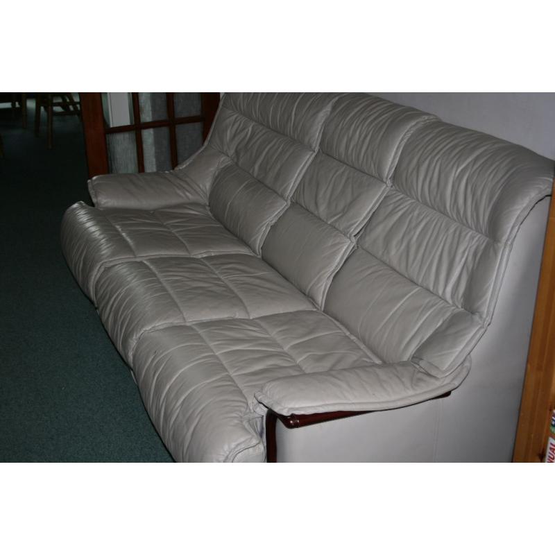 Luxor sofa