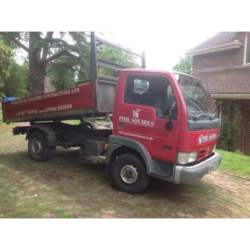 Nissan cabstar tipper diesel 2005/54plate 99.000m 11months mot drives superb