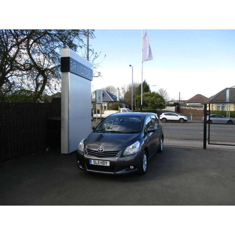 2011 Toyota Verso 2.0D-4D ( 7st )TR(PANROOF,HISTORY,WARRANTY))