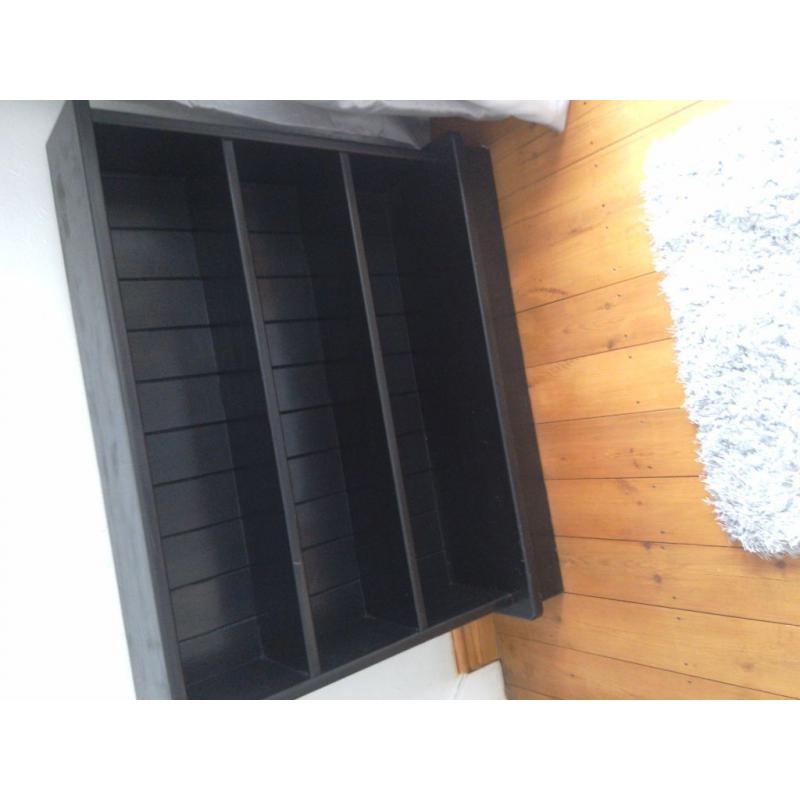 Bookcase black three shelves