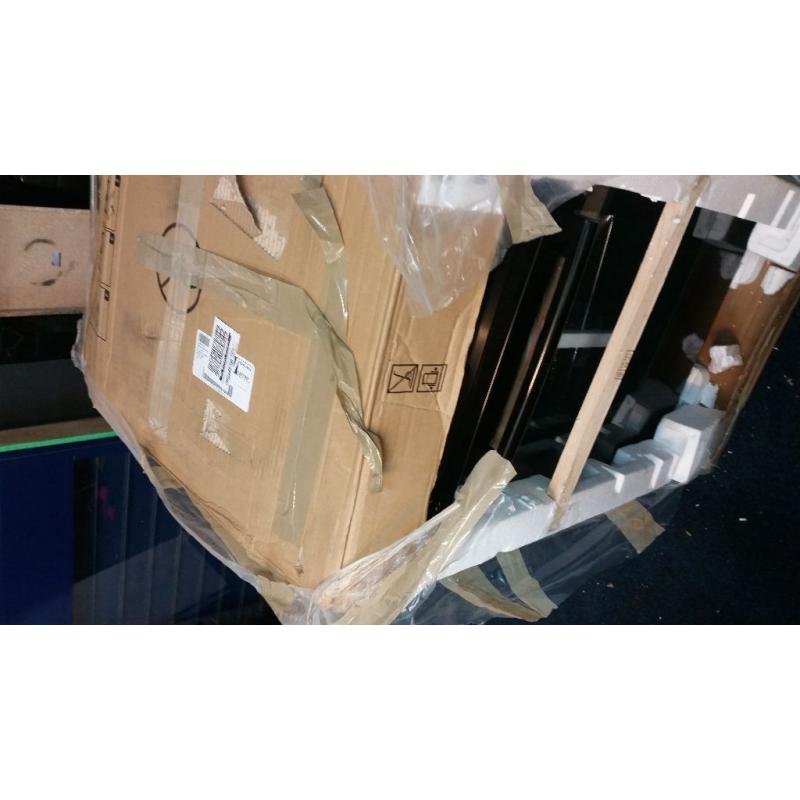 Swan gas cooker new order in Black