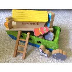 Lovely wooden toys and musical toys in good condition
