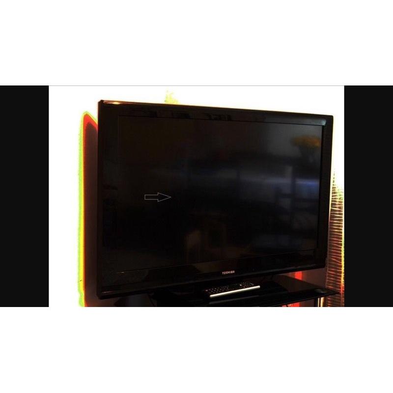 40" TOSHIBA LCD FULL HD TV BULIT IN FREEVIEW