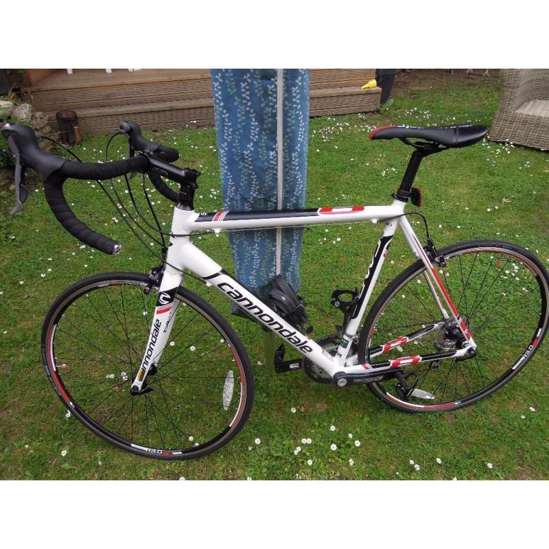 Cannondale CAAD8 Tiagra Road Bike, like new only covered 100 dry miles + Specialized Elite size 10
