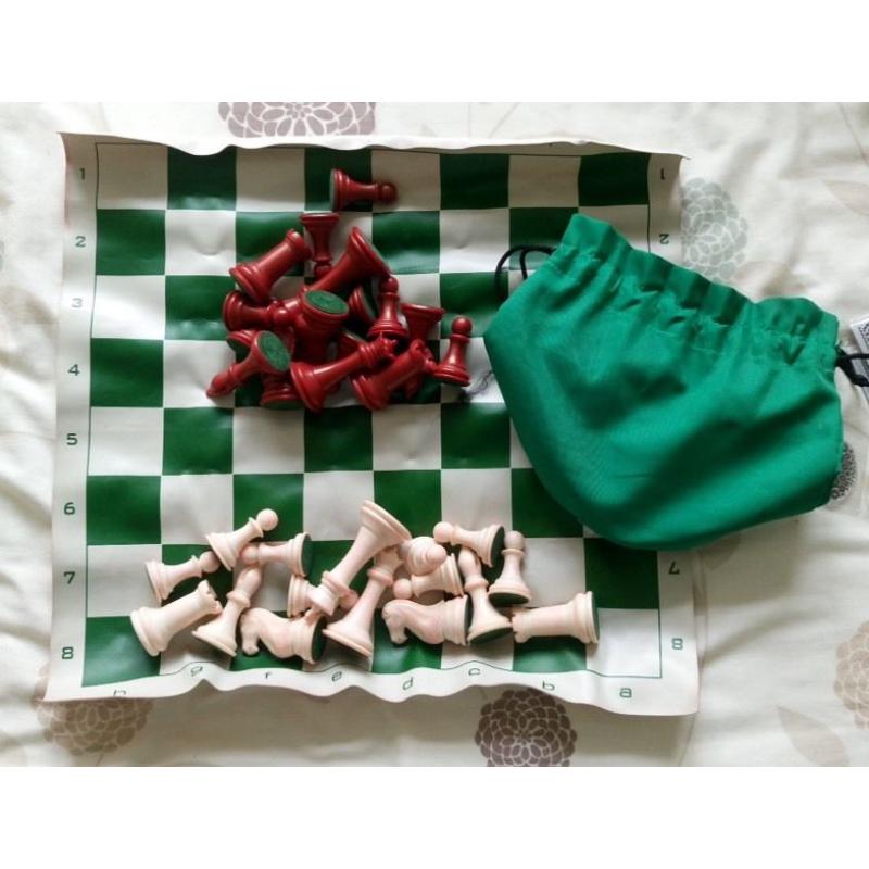 Large Size Chess Set with Soft Playing Board and Bag