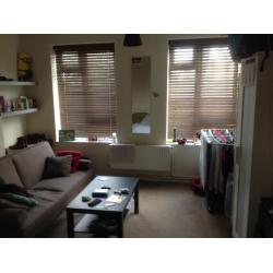 BIG DOUBLE ROOM,FULLY FURNISHED EAST FINCHLEY! (Zone 3)