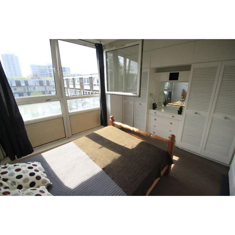 Amazing DOUBLE room PERFECT FOR A COUPLE !! 78K