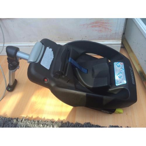 Maxi-Cosy EasyFix Car Seat Base Isofix and Belt Use