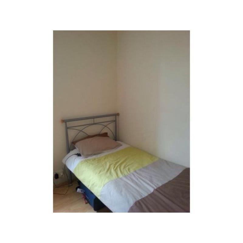 lovely room in located in the quiet area of Lewisham
