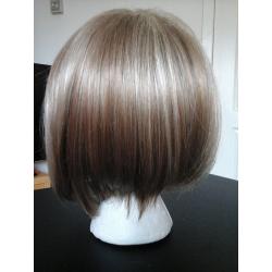 BEAUTIFUL LADIES WIG