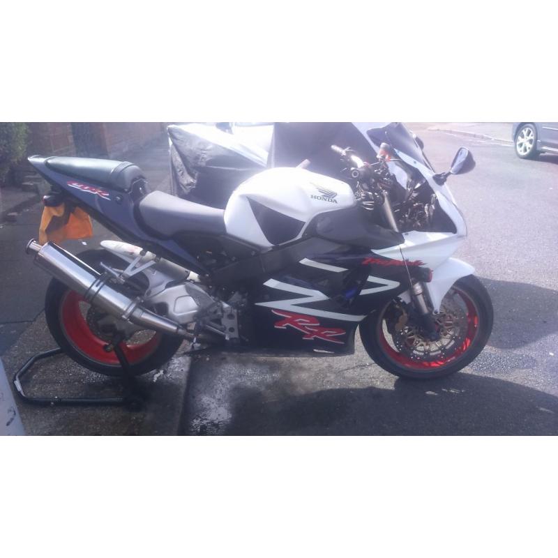 Honda cbr 954 rr
