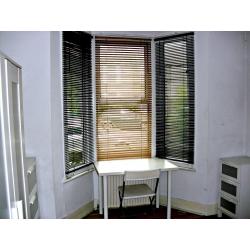 DOUBLE SIZE ROOM AVAILABLE NOW - 8 min to Seven Sisters tube