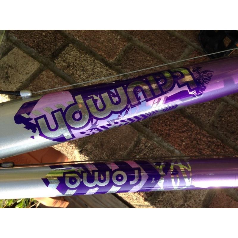 Girls Triumph Roma bike
