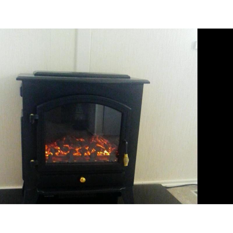 Flame effect electric stove