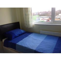 Room For Rent Close to Feltham Train Station and Major Bus Links For Single Person