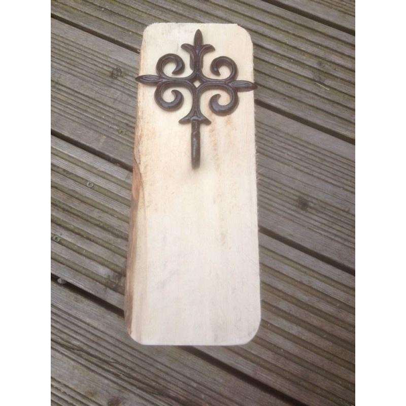 Rustic Decorative Chic Cast Iron Hook