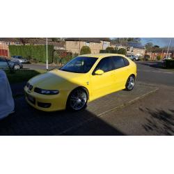 *SEAT LEON CUPRA BAM 225 IN RARE YELLOW*