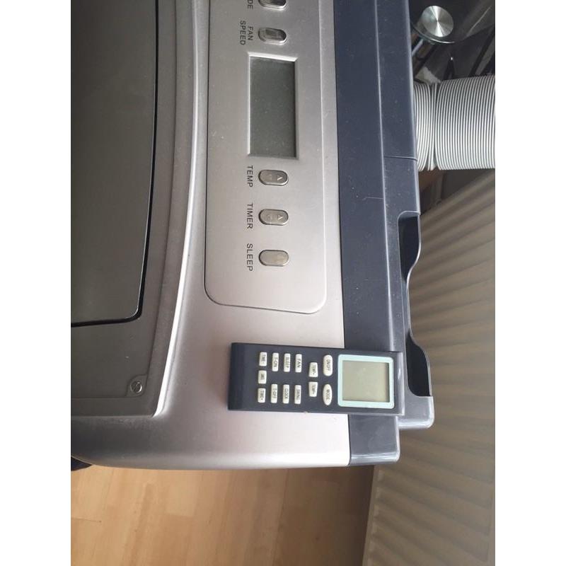 Air con air cooler air conditioner condition new with remote 12000 BTU