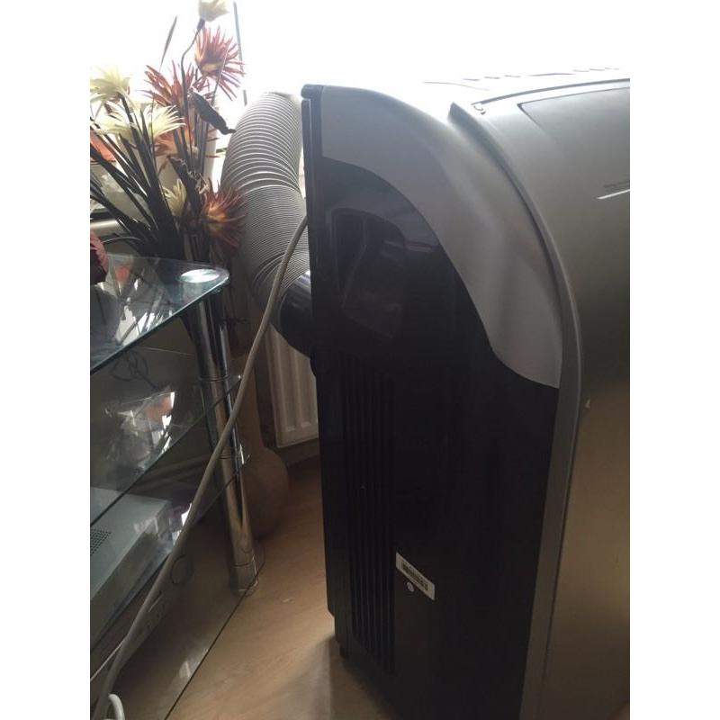 Air con air cooler air conditioner condition new with remote 12000 BTU