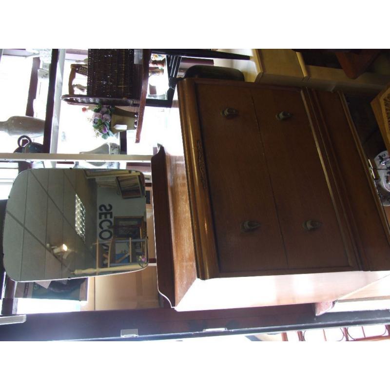 3 PIECE VINTAGE BEDROOM FURNITURE