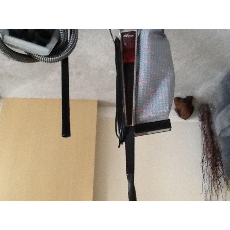 Kirby heritage 2 vacuum cleaner / carpet cleaner
