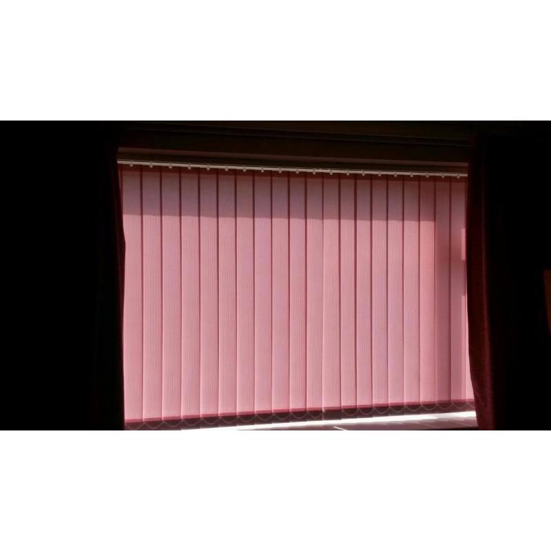 Vertical blinds very good condition