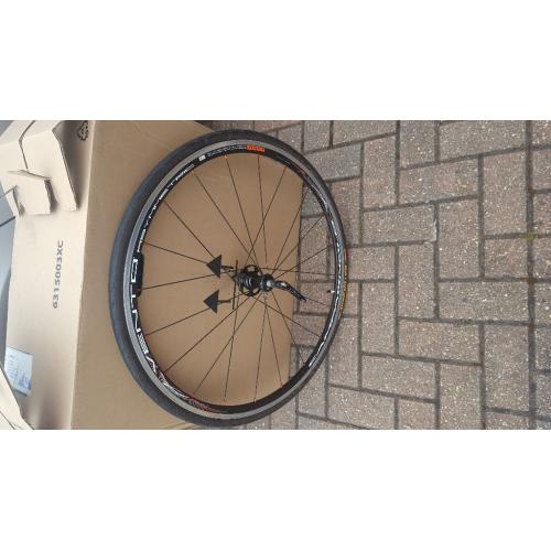 Campagnolo vento wheels 11 speed