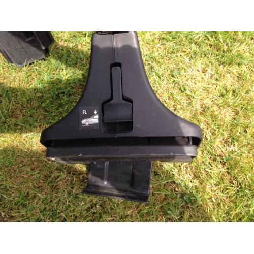 Thule roof bars