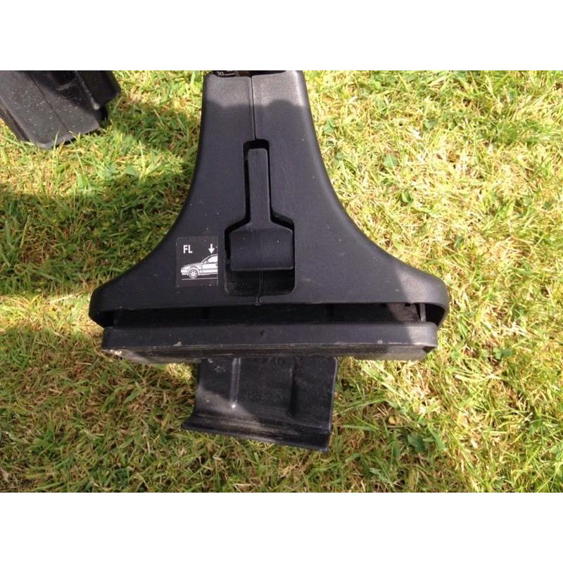 Thule roof bars