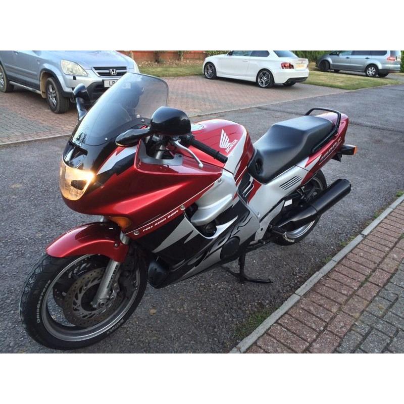 HONDA CBR1000f
