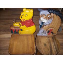 WINNIE THE POOH AND FREINDS CHARACTER TABLE AND 4 CHAIRS