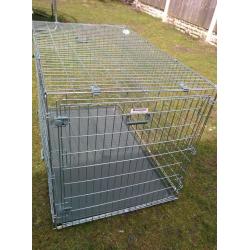 Two door dog cage **Excellent Condition**