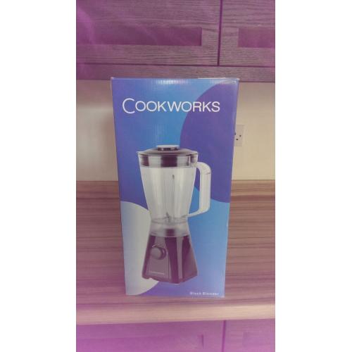 Basic food blender - as new.
