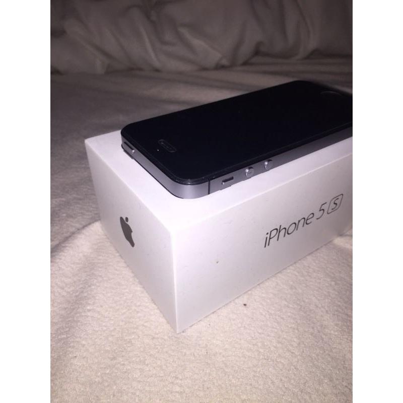 MINT CONDITION - APPLE IPHONE 5S - 32GB - SPACE GREY - UNLOCKED