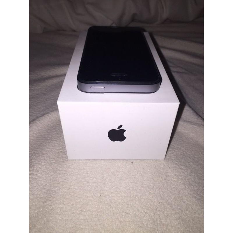 MINT CONDITION - APPLE IPHONE 5S - 32GB - SPACE GREY - UNLOCKED