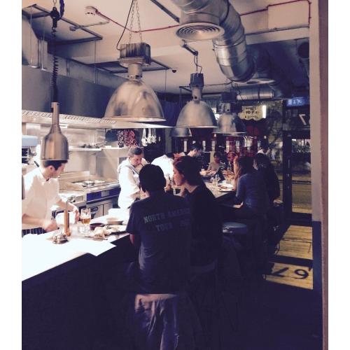 Kitchen porter required full time for busy Spanish restaurant.