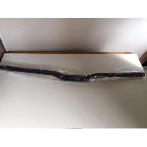 Carbon fibre MTB handlebar