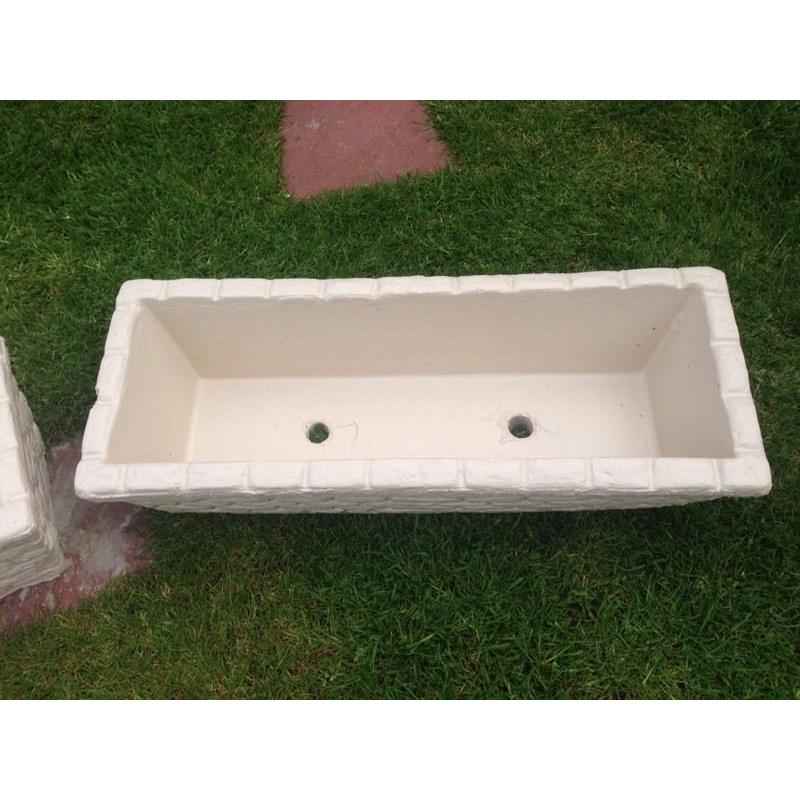 2 x concrete planters