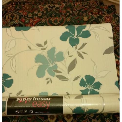 5 sealed teal feature wallpaper