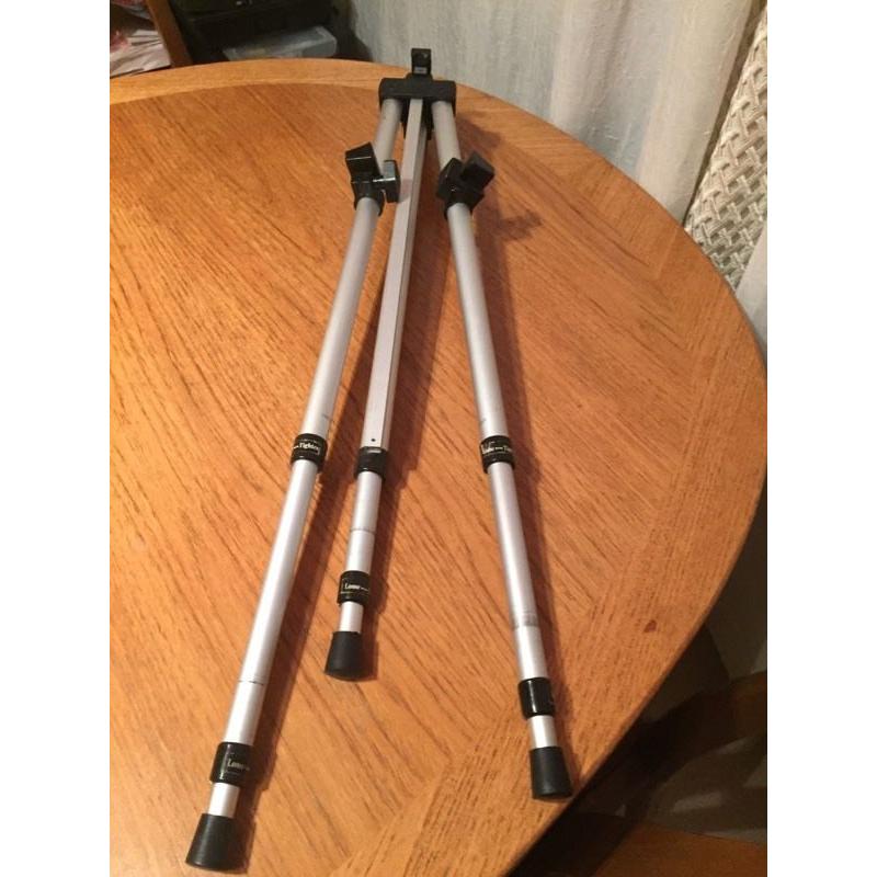 Tripod