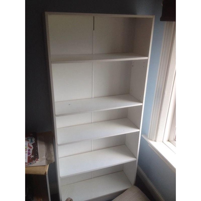 Bookshelf / shelving unit