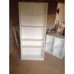 Bookshelf / shelving unit