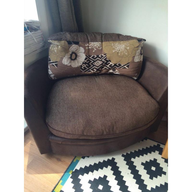 Large 3 seat sofa & large round swivel chair