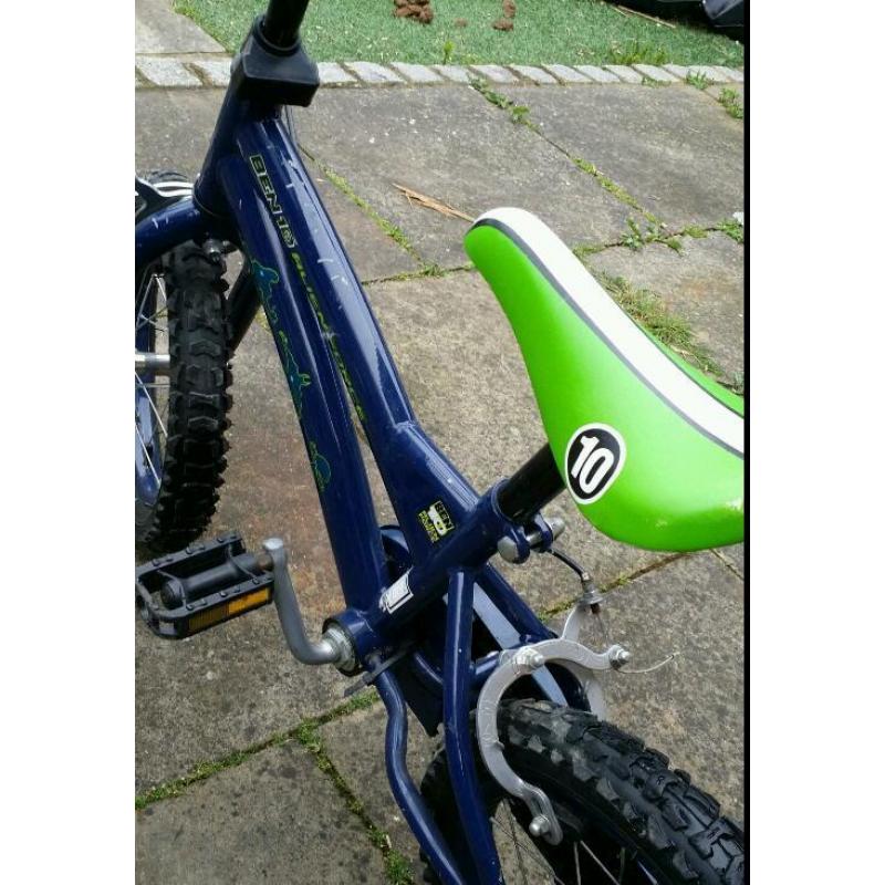 Ben 10 bike 14" wheel