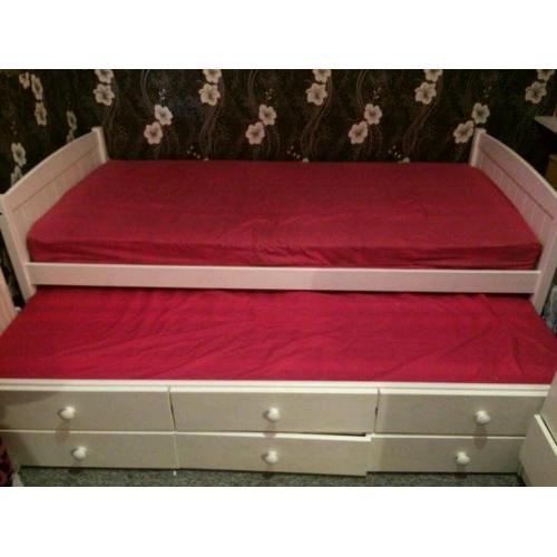 Bed with guest bed