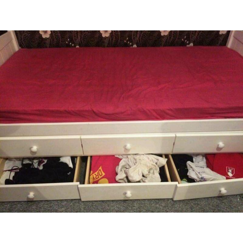 Bed with guest bed