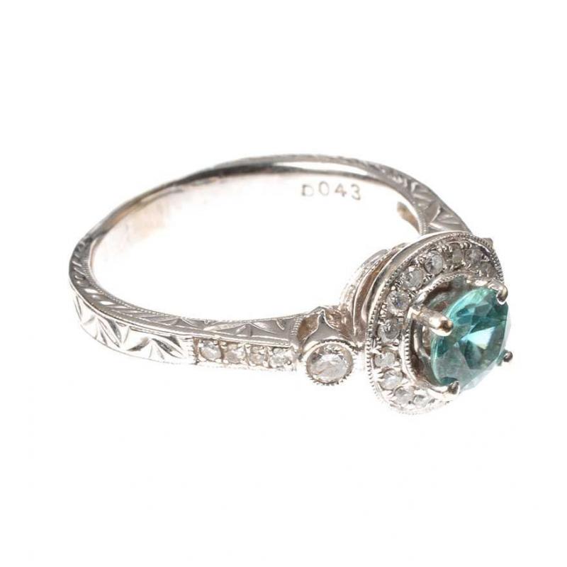 18CT WHITE GOLD AND BLUE TOPAZ AND DIAMOND RING