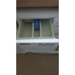 White Beko 7kg Washing Machine