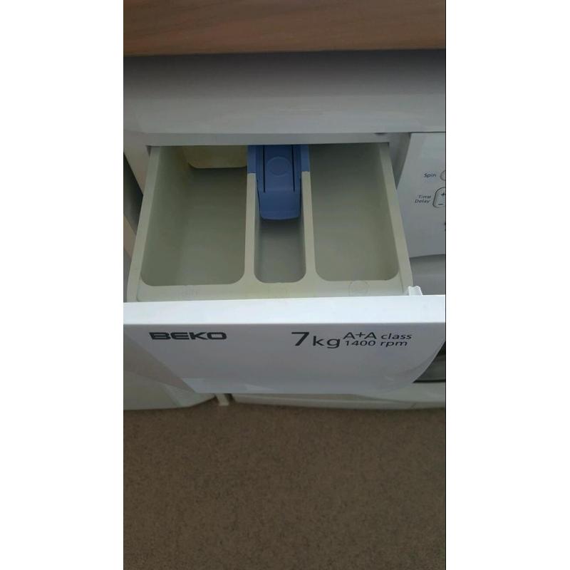 White Beko 7kg Washing Machine