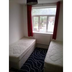 Beautiful twin room to rent, 2 weeks deposit only